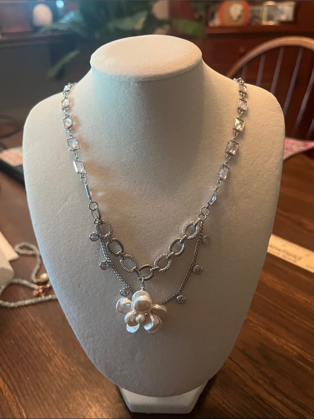 Silver-Tone Floral Pearl Pendant Necklace - Unbranded very gently worn